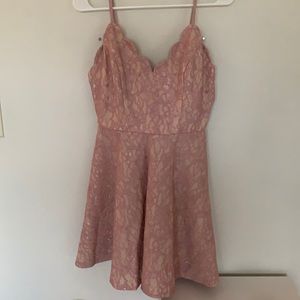 Francesca’s Dress Size Small